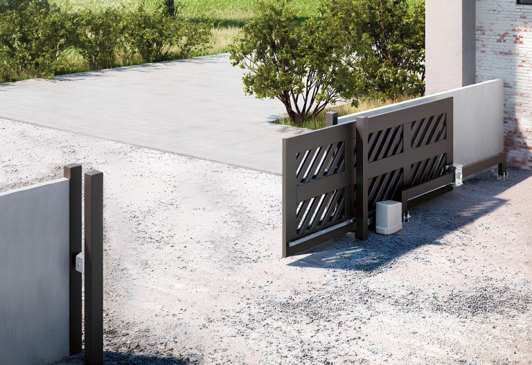 Guardian_Sliding_Gate_System_Exterior_Outdoor_Door_03